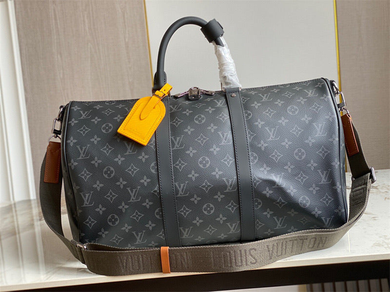 LV Talon Voyager Duffle